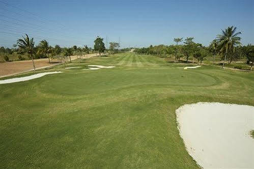 Pattaya Country Club & Resort Ban Pong  Eksteriør billede